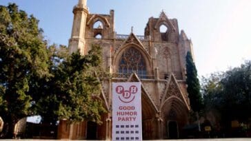 meczet Mustafa Paszy Kirenia na Cyprze atrakcje zabytki