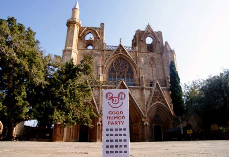 meczet Mustafa Paszy Kirenia na Cyprze atrakcje zabytki