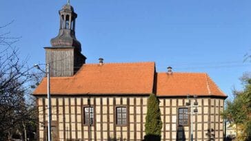 Kościół Świętego Krzyża Oborniki ciekawostki atrakcje zabytki woj. wielkopolskie