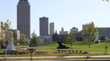 Western Gate Park Des Moines Iowa USA ciekawostki atrakcje