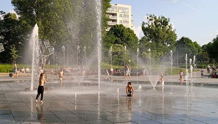 fontanny Park Szymańskiego Warszawa Wola