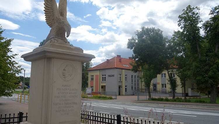 klasztor kościół wieś Paradyż ciekawostki zabytki atrakcje łódzkie