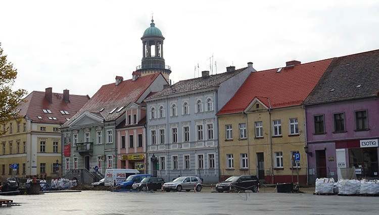 kamienice przy rynku miasto Rawicz ciekawostki atrakcje zabytki woj. wielkopolskie