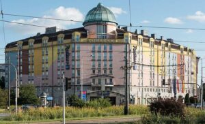 Czy warszawski hotel Sobieski zostanie przemalowany?