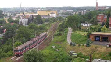 wieś Dwikozy ciekawostki atrakcje zabytki świętokrzyskie