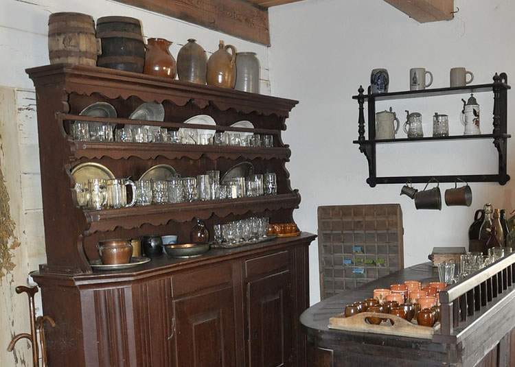 kredens ciekawostki o kredensach kredensy meble