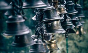 Dzwoń, dzwoneczku… Ciekawostki o dzwonkach i dzwonach