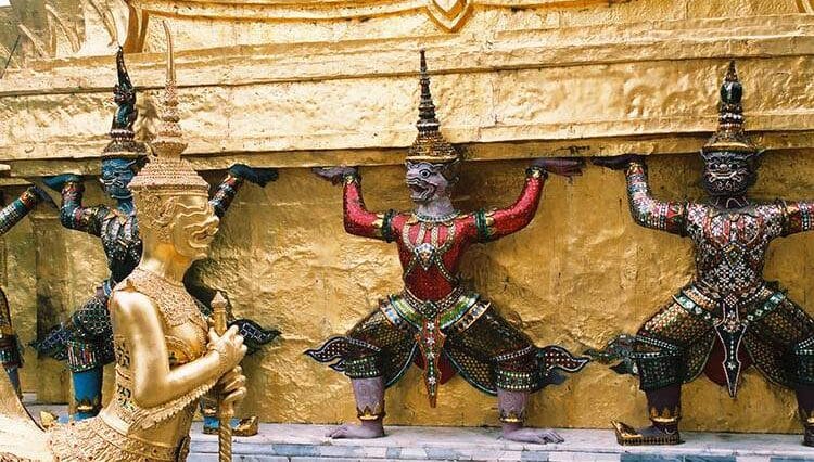 Bangkok ciekawostki Świątynia Szmaragdowa