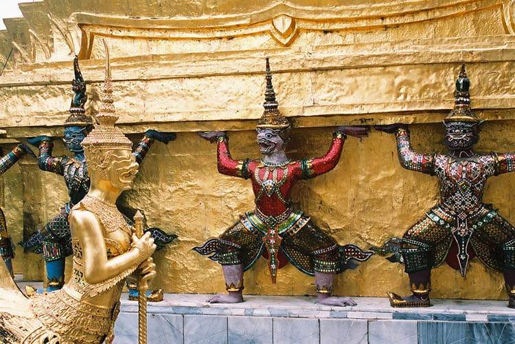 Bangkok ciekawostki Świątynia Szmaragdowa