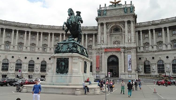 Hofburg Wiedeń Polacy w Austrii