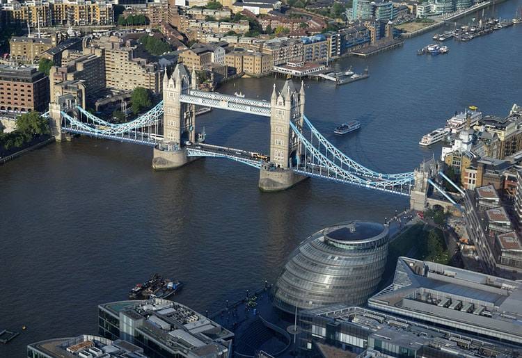 Tower Bridge Londyn Polonia w Londynie