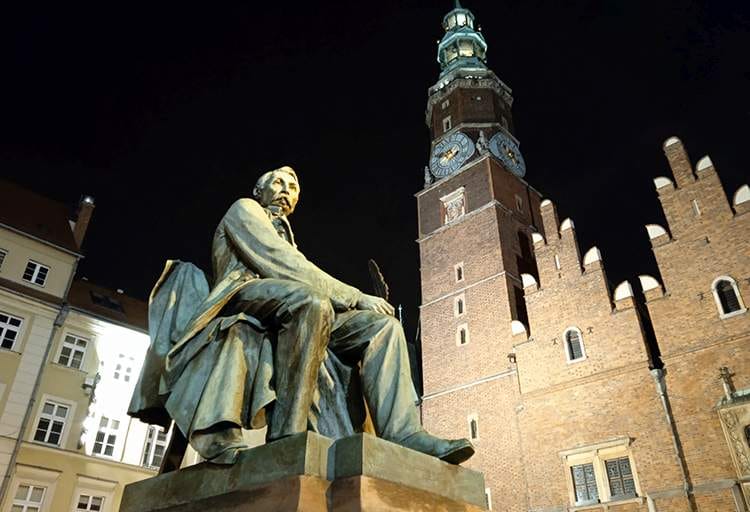 pomniki we Wrocławiu Aleksander Fredro rynek Wrocław