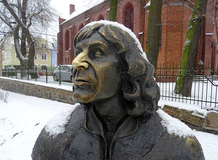 Mikołaj Kopernik pomnik Olsztyn