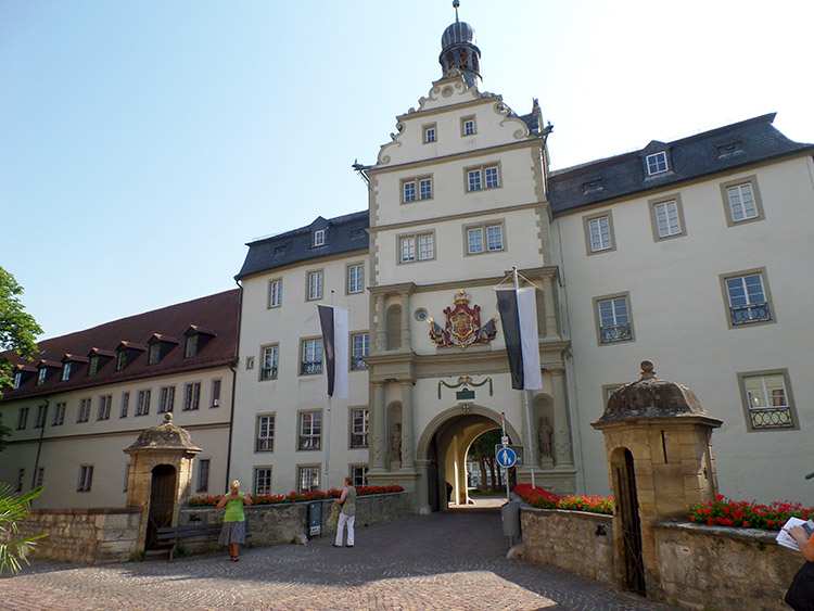 zamek krzyżacki miasto Bad Mergenheim ciekawostki atrakcje zabytki