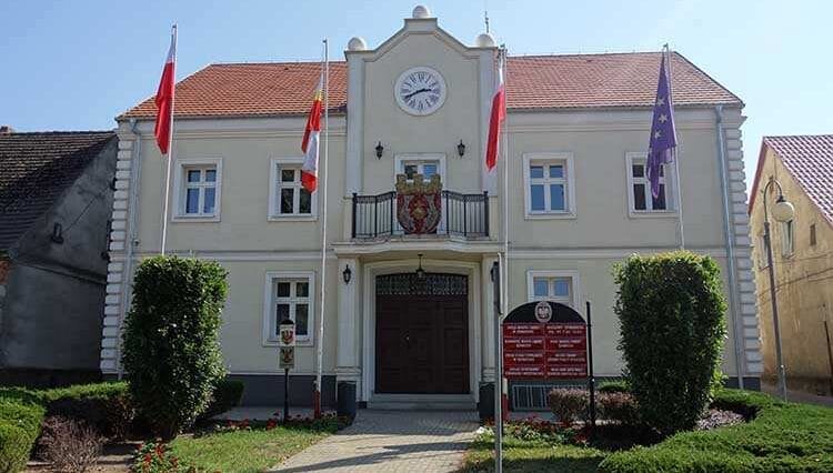 ratusz Urząd Miasta Gminy Szamocin ciekawostki atrakcje zabytki