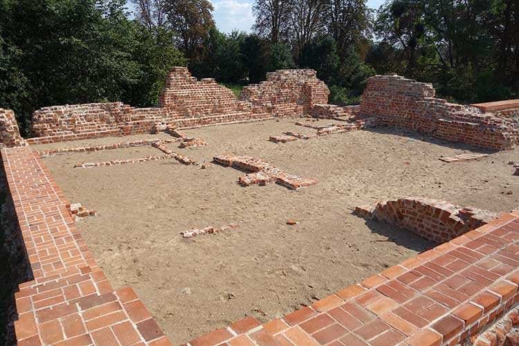ruiny zamku w Szubinie kujawsko-pomorskie