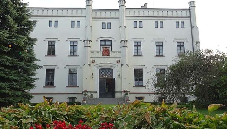 pałac Bałoszyce ciekawostki zabytki Mazury